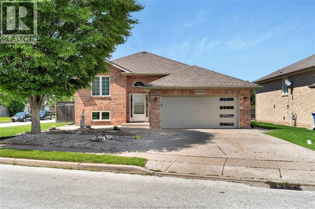 10920 SPRINGHOLLOW DRIVE, Windsor, Ontario