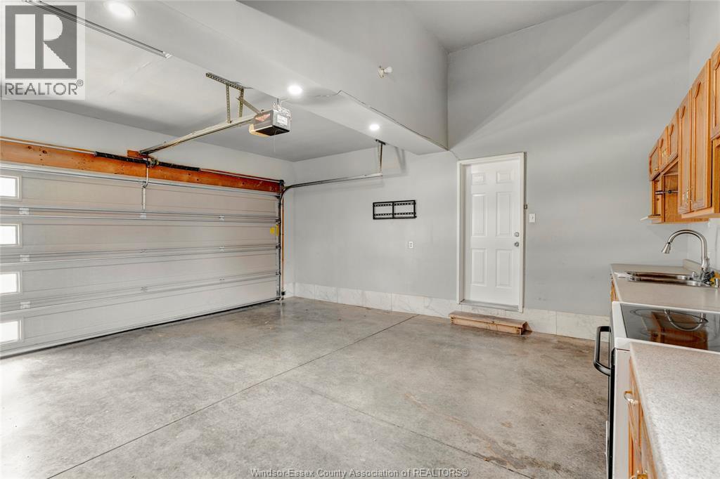 10920 Springhollow Drive, Windsor, Ontario  N8P 1V2 - Photo 17 - 26015378