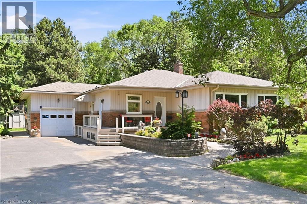 951 CLOVERLEAF Drive, Burlington, Ontario