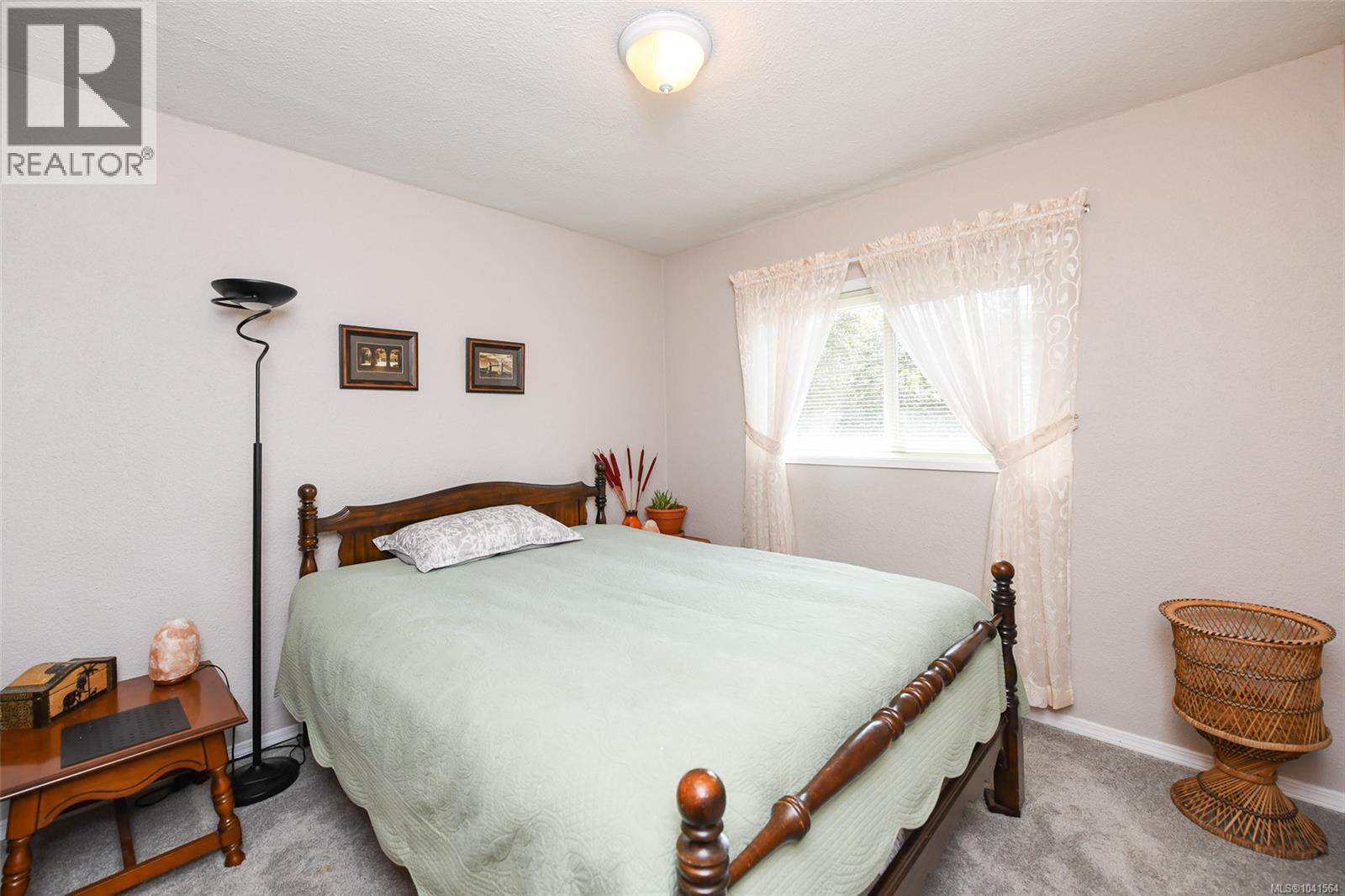 721 18th St, Courtenay, British Columbia  V9N 2A4 - Photo 10 - 1041564