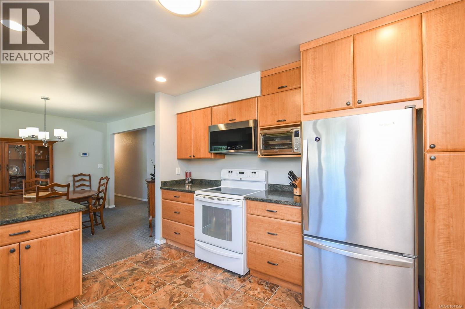 721 18th St, Courtenay, British Columbia  V9N 2A4 - Photo 7 - 1041564