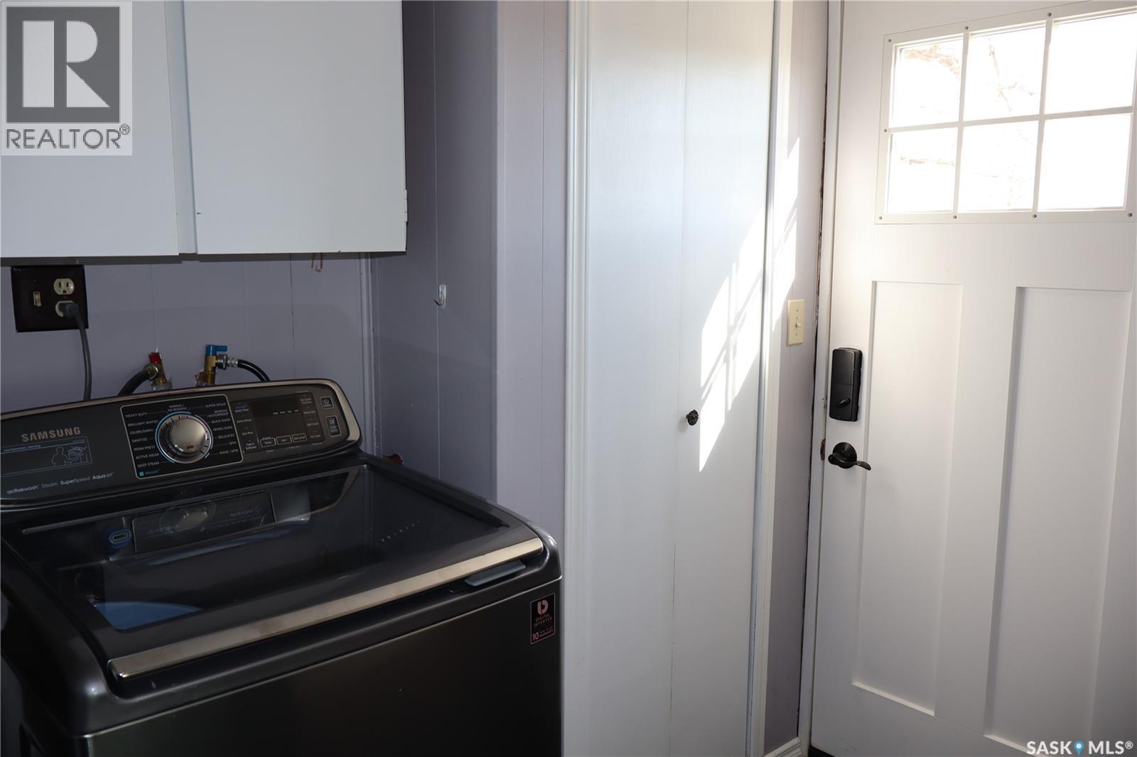 302 Columbus Drive, Rockglen, Saskatchewan  S0H 3R0 - Photo 18 - SK033126
