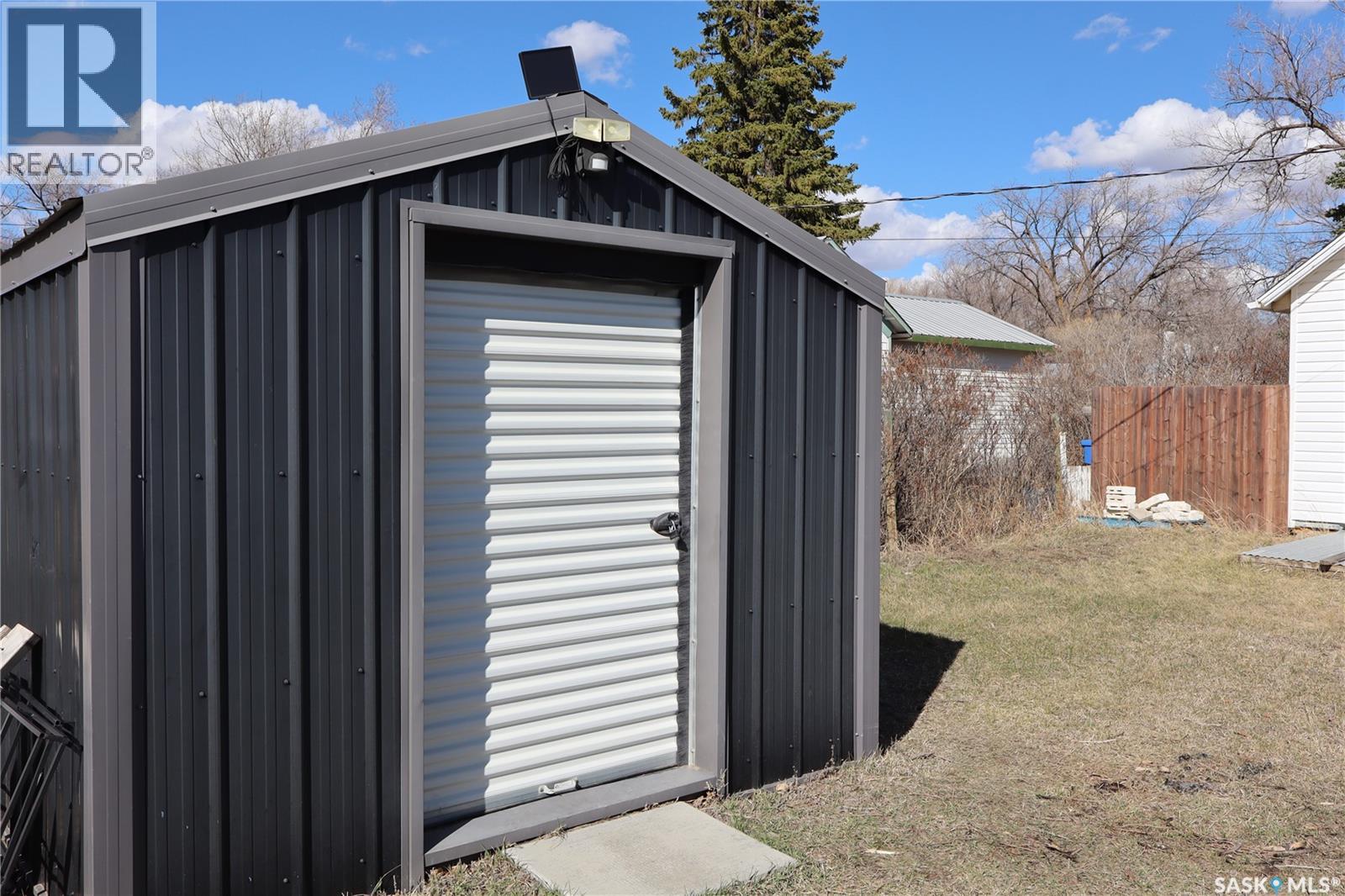 302 Columbus Drive, Rockglen, Saskatchewan  S0H 3R0 - Photo 36 - SK033126