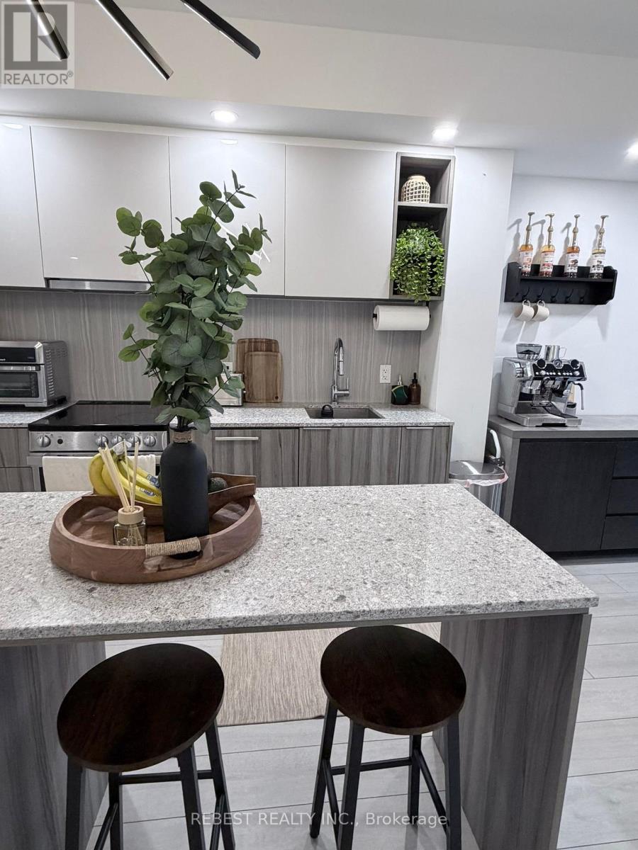 547 - 31 Tippett Road, Toronto, Ontario  M3H 0C8 - Photo 12 - C13485800