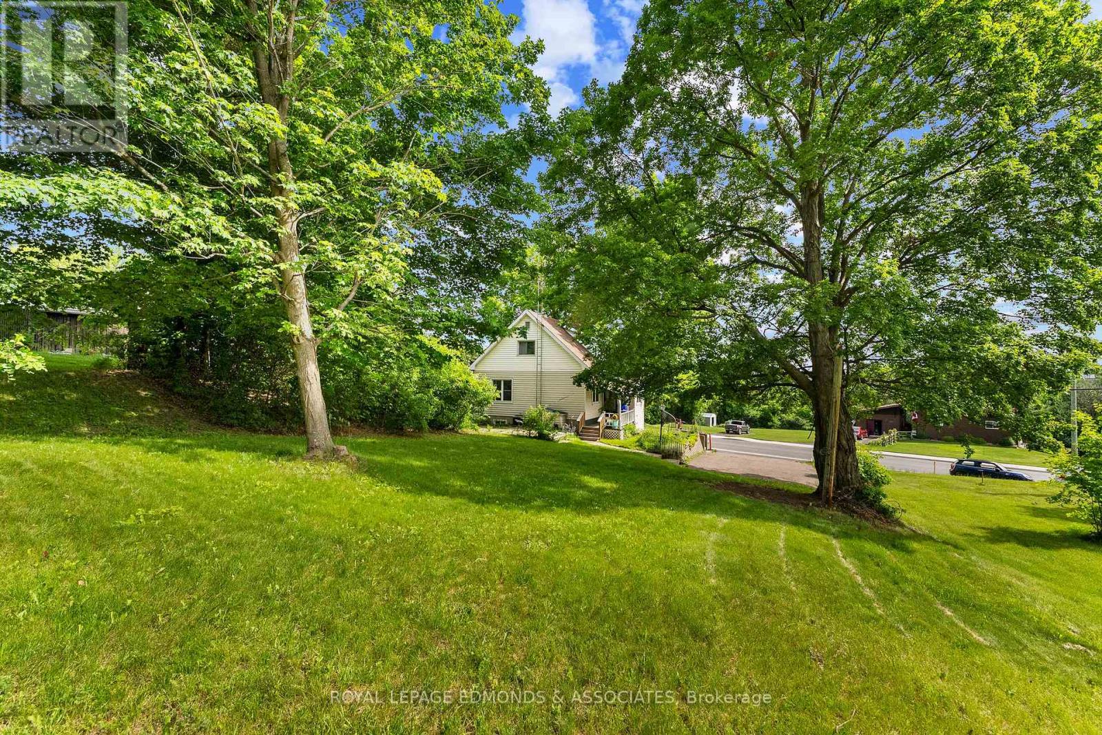 138 Bonnechere Street E, Bonnechere Valley, Ontario  K7V 1Z5 - Photo 37 - X13495920