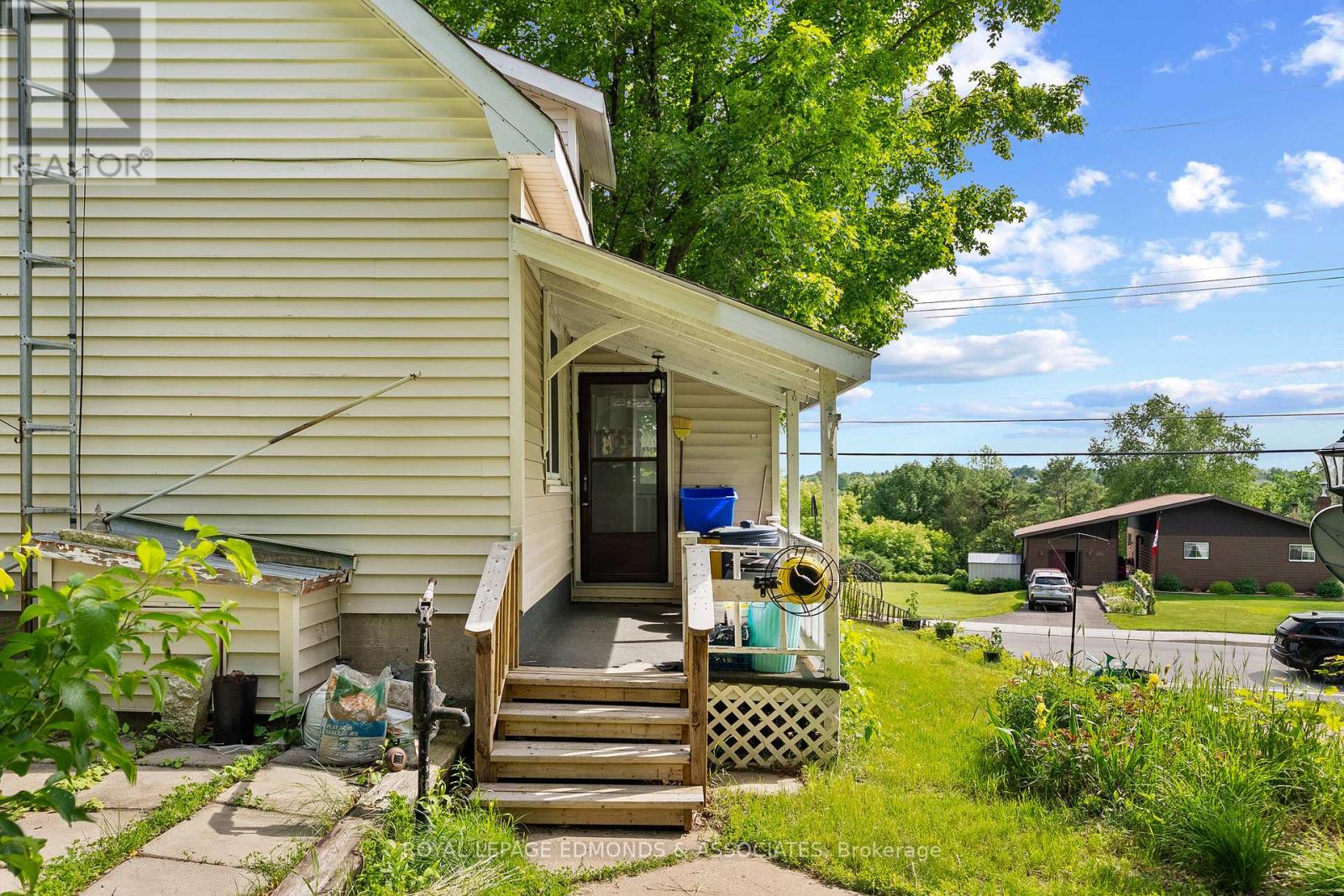 138 Bonnechere Street E, Bonnechere Valley, Ontario  K7V 1Z5 - Photo 9 - X13495920