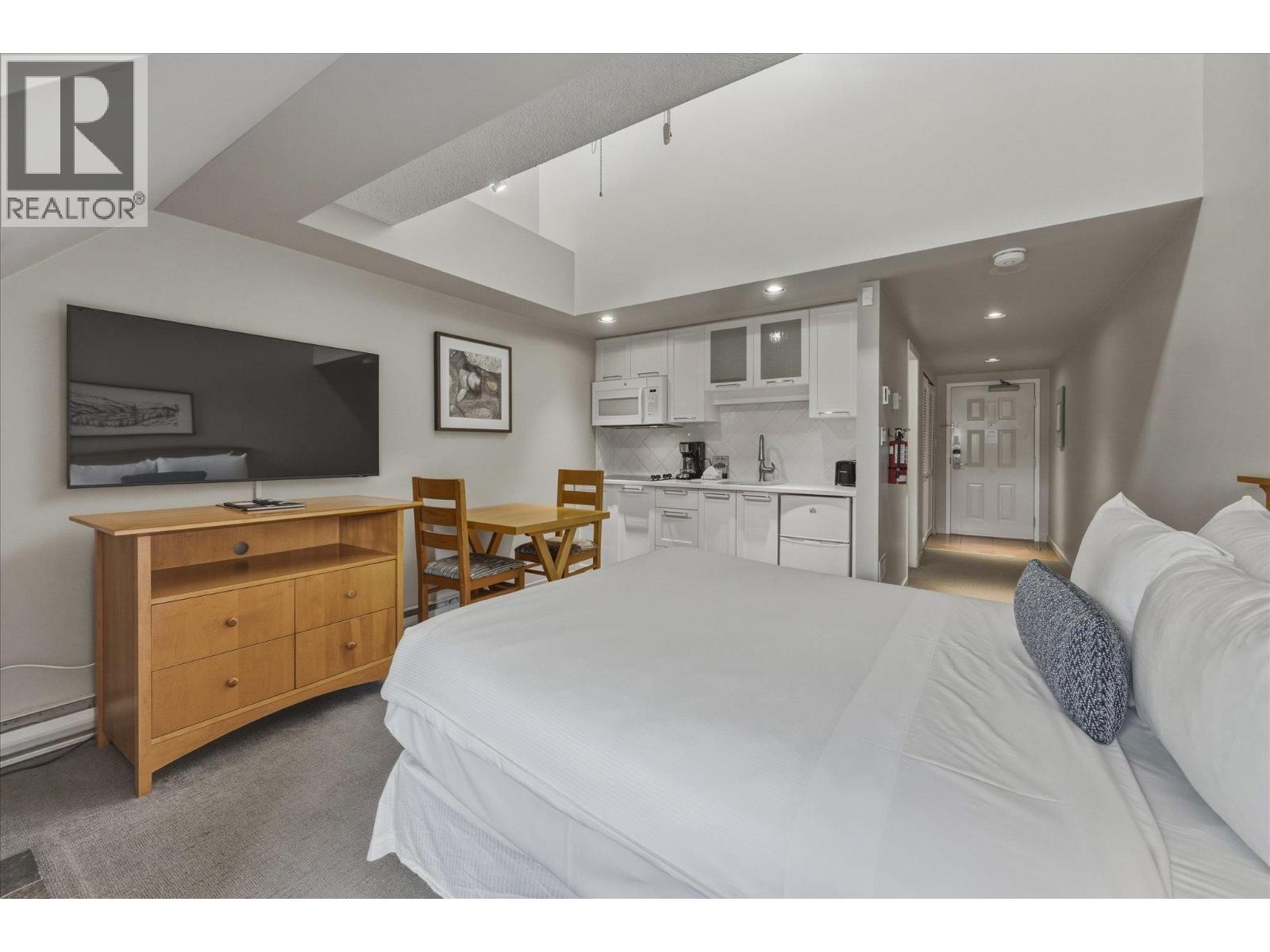 616 4295 Blackcomb Way, Whistler, British Columbia  V8E 0X2 - Photo 6 - R3140448