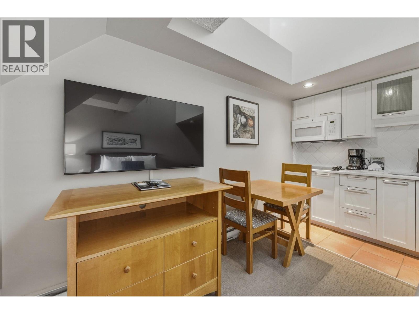 616 4295 Blackcomb Way, Whistler, British Columbia  V8E 0X2 - Photo 9 - R3140448