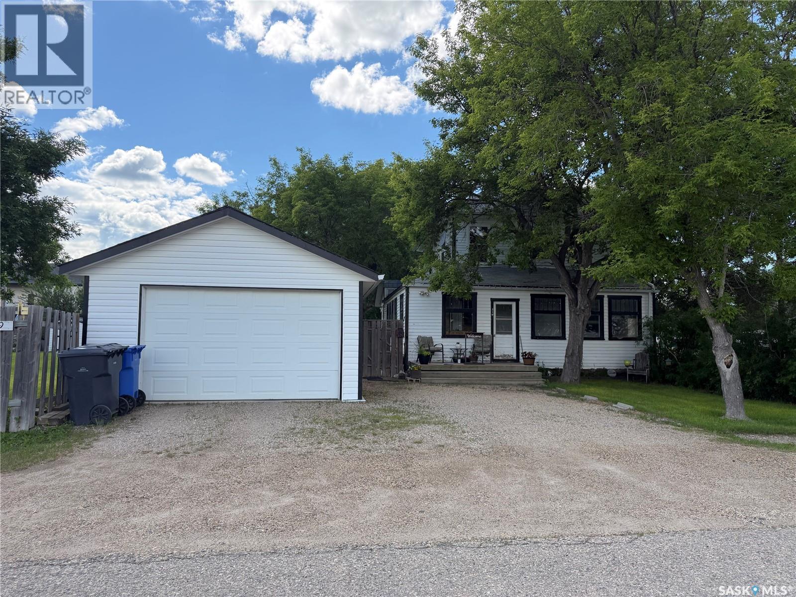 319 Carlyle STREET, Arcola, Saskatchewan