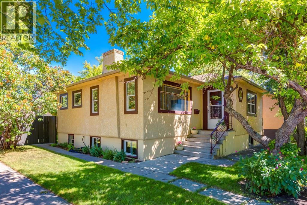 604 10 Avenue NE, Calgary, Alberta
