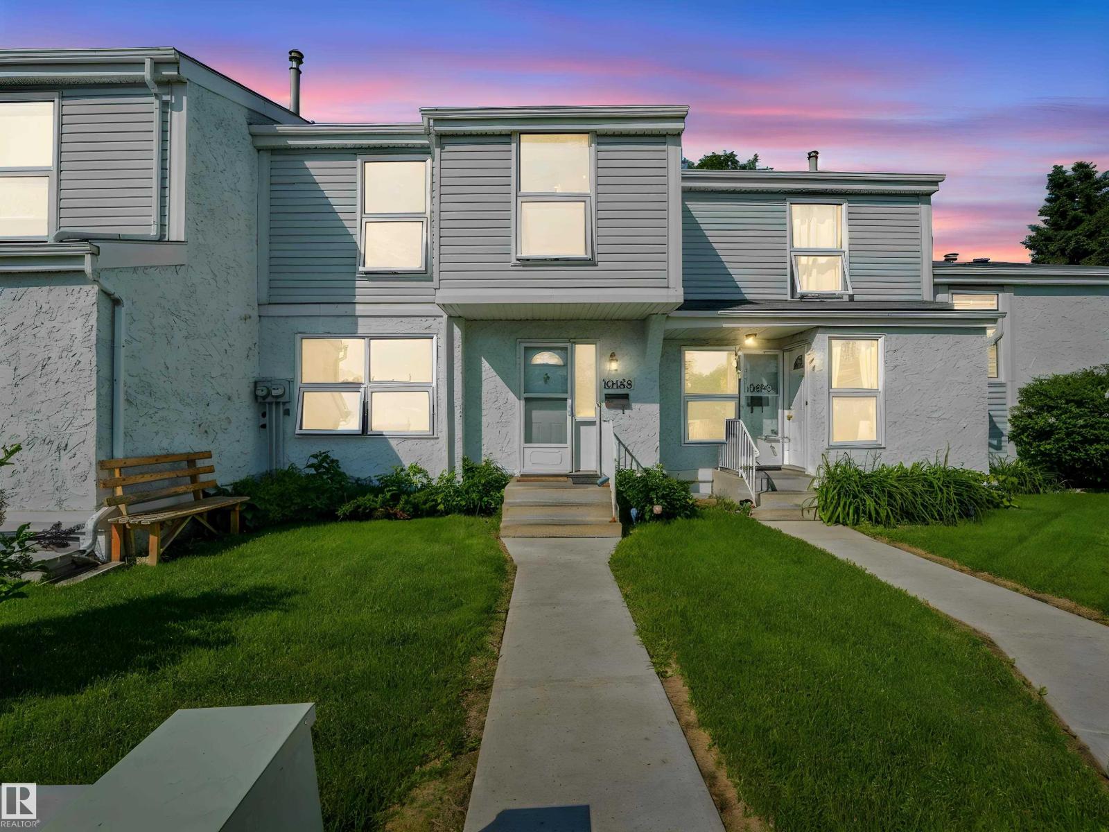 10488 28A AV NW, Edmonton, Alberta