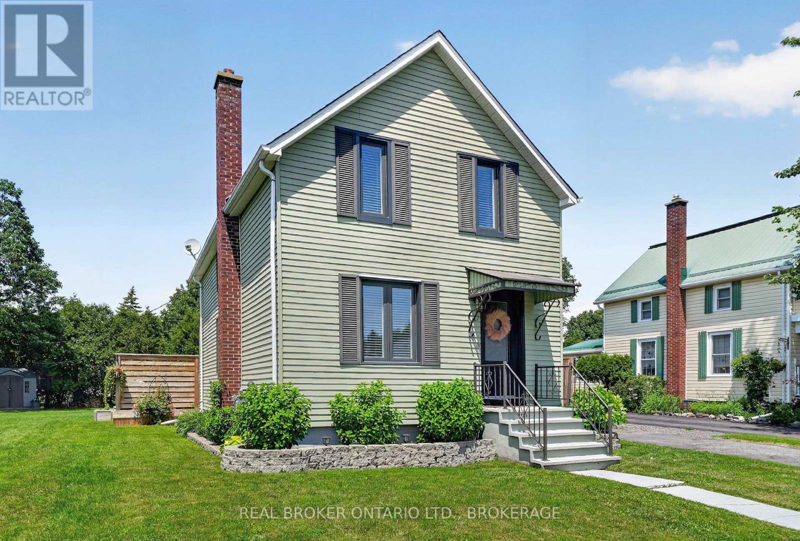 17 PINE STREET, South Stormont, Ontario