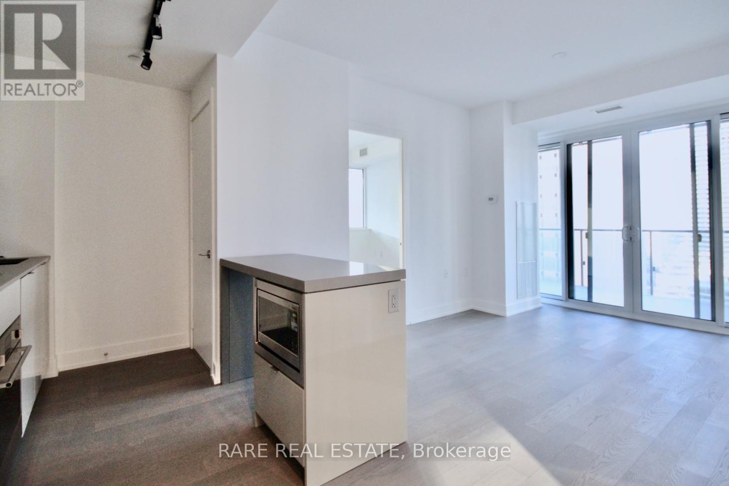 2103 - 7 Grenville Street, Toronto, Ontario  M4Y 0E9 - Photo 2 - C13495936
