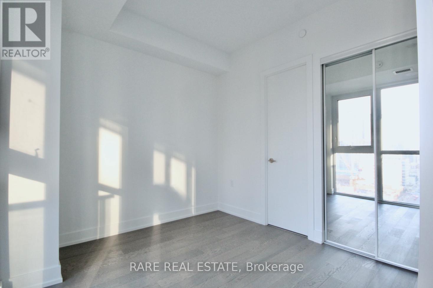 2103 - 7 Grenville Street, Toronto, Ontario  M4Y 0E9 - Photo 3 - C13495936