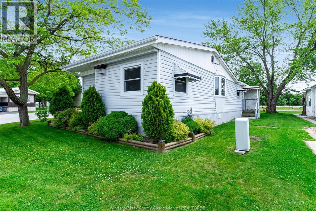 50 Diane, Essex, Ontario  N8M 1Z3 - Photo 15 - 26015380