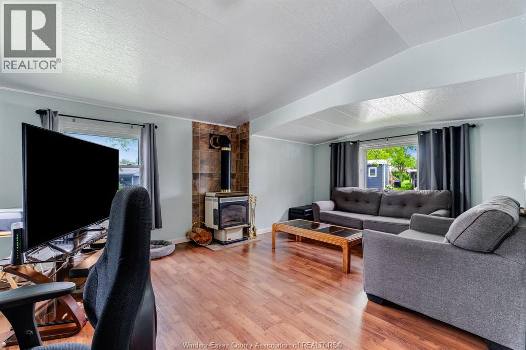 50 Diane, Essex, Ontario  N8M 1Z3 - Photo 6 - 26015380