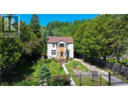 17 Phipps Street, Gore Bay, Ontario