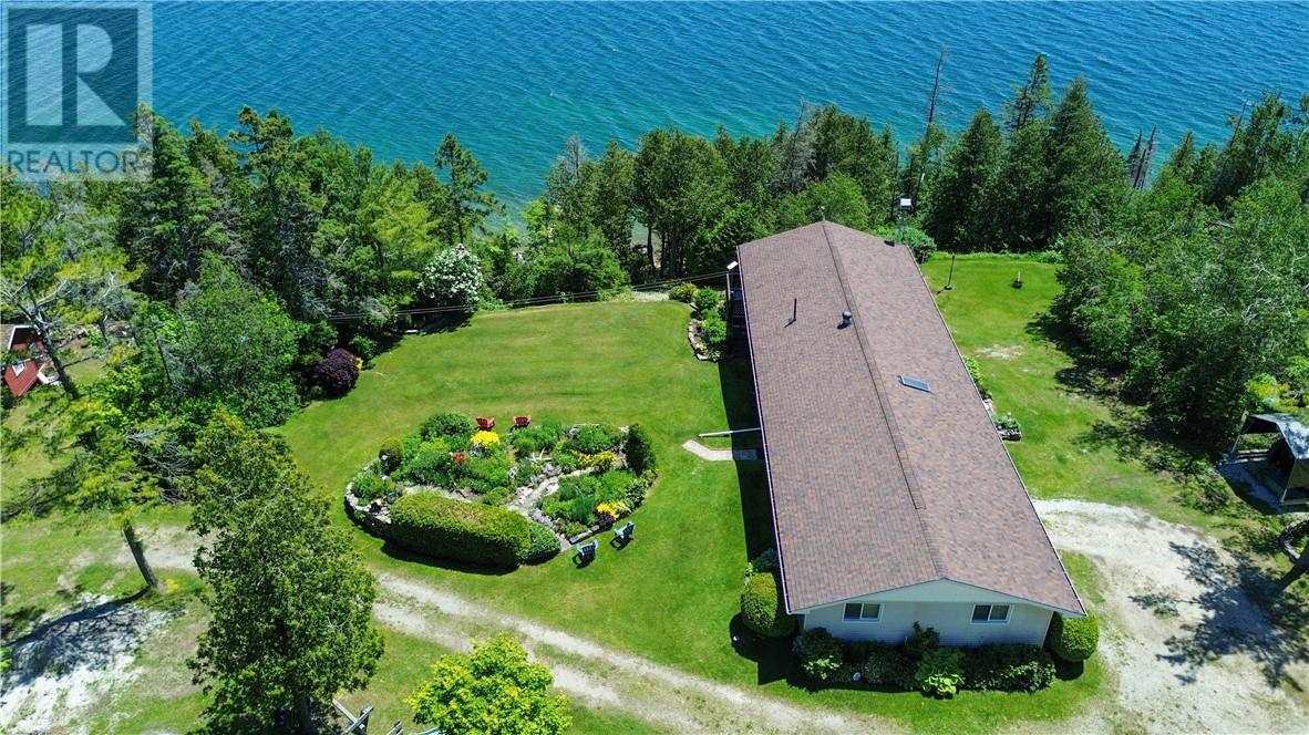 238 Lonesome Pine Trail, Tehkummah, Ontario  P0P 2C0 - Photo 2 - 2127877