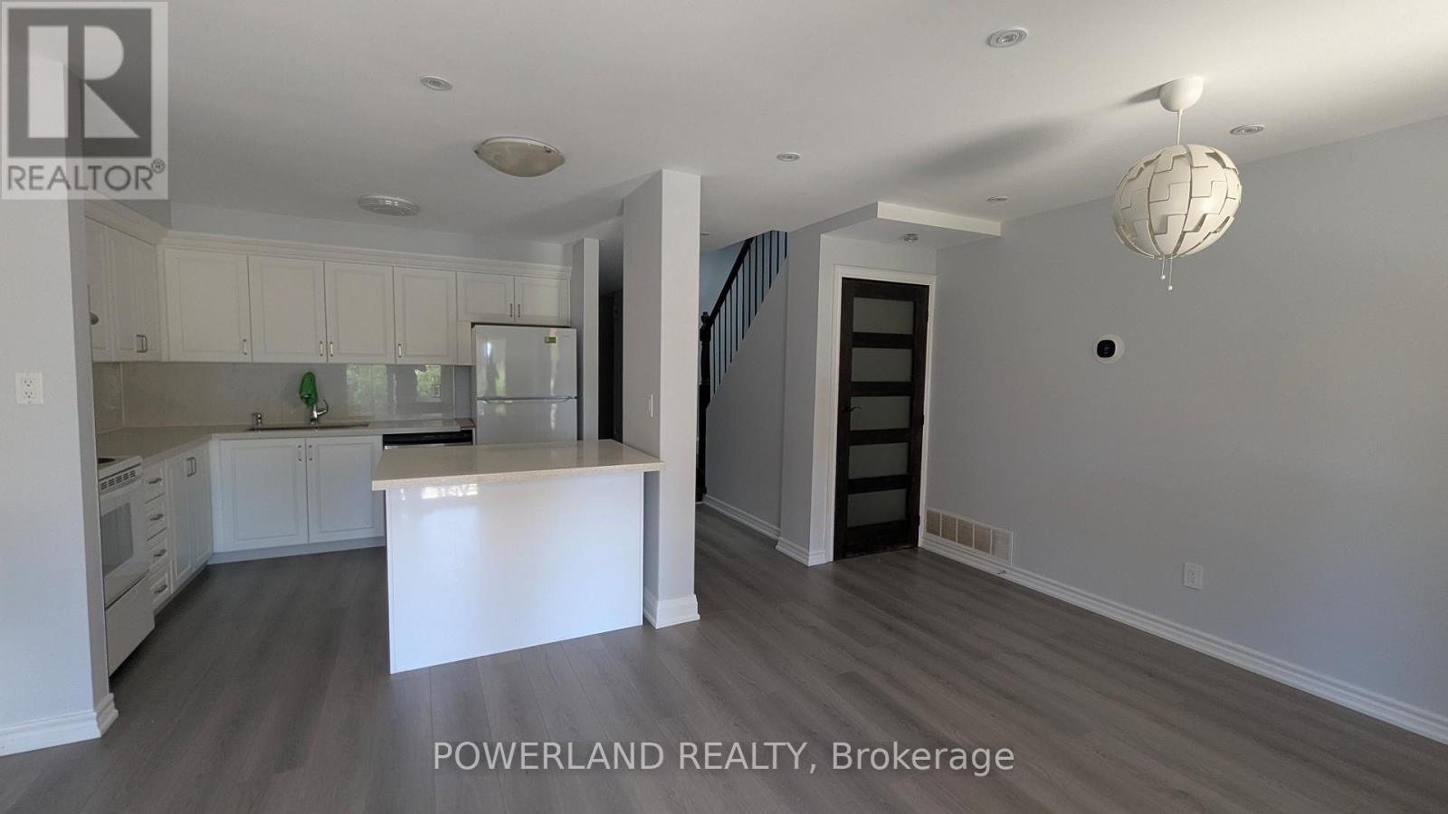 134 Dunbar Crescent, Markham, Ontario  L3R 6V9 - Photo 4 - N13495888