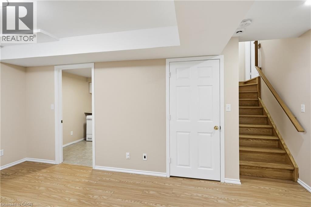 2549 Postmaster Drive, Oakville, Ontario  L6M 0L6 - Photo 27 - 40843326
