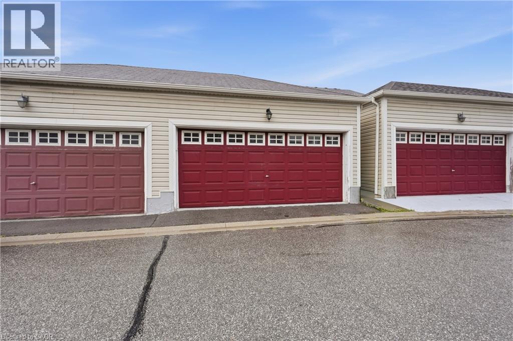2549 Postmaster Drive, Oakville, Ontario  L6M 0L6 - Photo 40 - 40843326