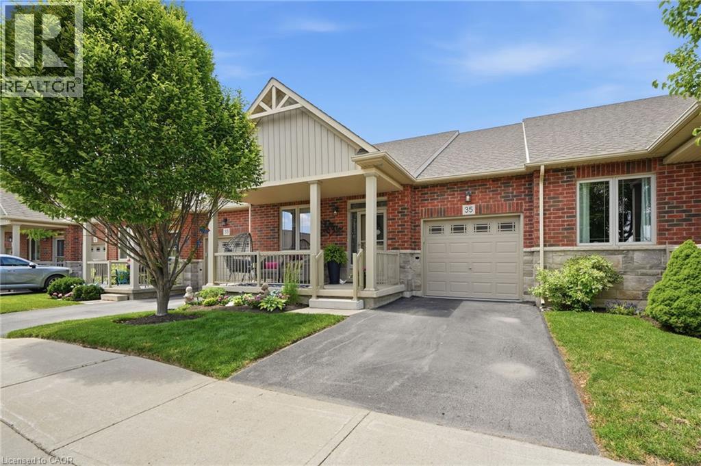 35 FINTON Lane, Binbrook, Ontario