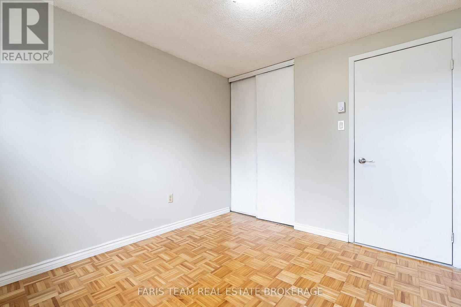 139 Burns Circle, Barrie, Ontario  L4N 5J8 - Photo 21 - S13495916
