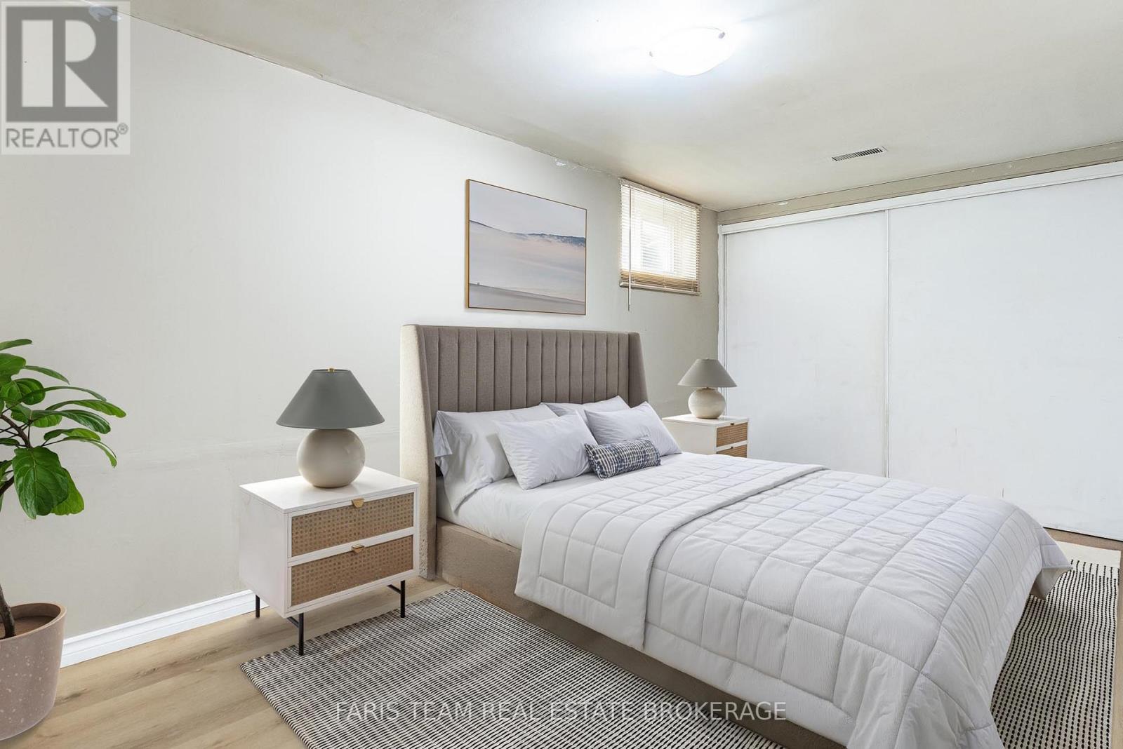 139 Burns Circle, Barrie, Ontario  L4N 5J8 - Photo 23 - S13495916