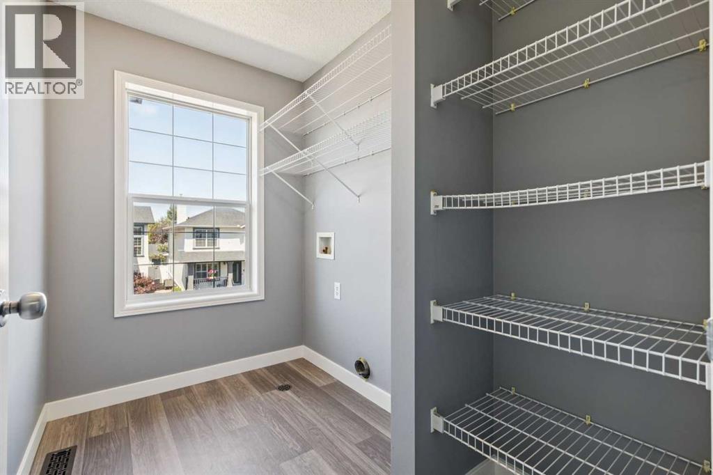 137 Prestwick Mews Se, Calgary, Alberta  T2Z 3X6 - Photo 30 - A2320334