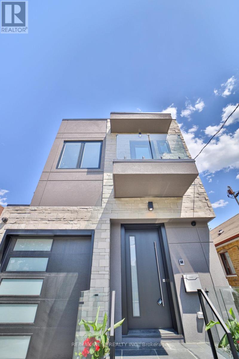 133 Times Road, Toronto, Ontario  M6B 3M3 - Photo 36 - W13495902
