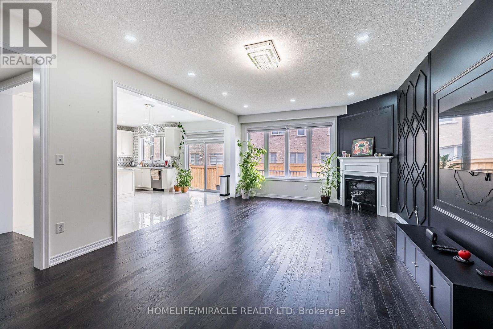 21 Junior Road, Brampton, Ontario  L7A 5J4 - Photo 13 - W13495942
