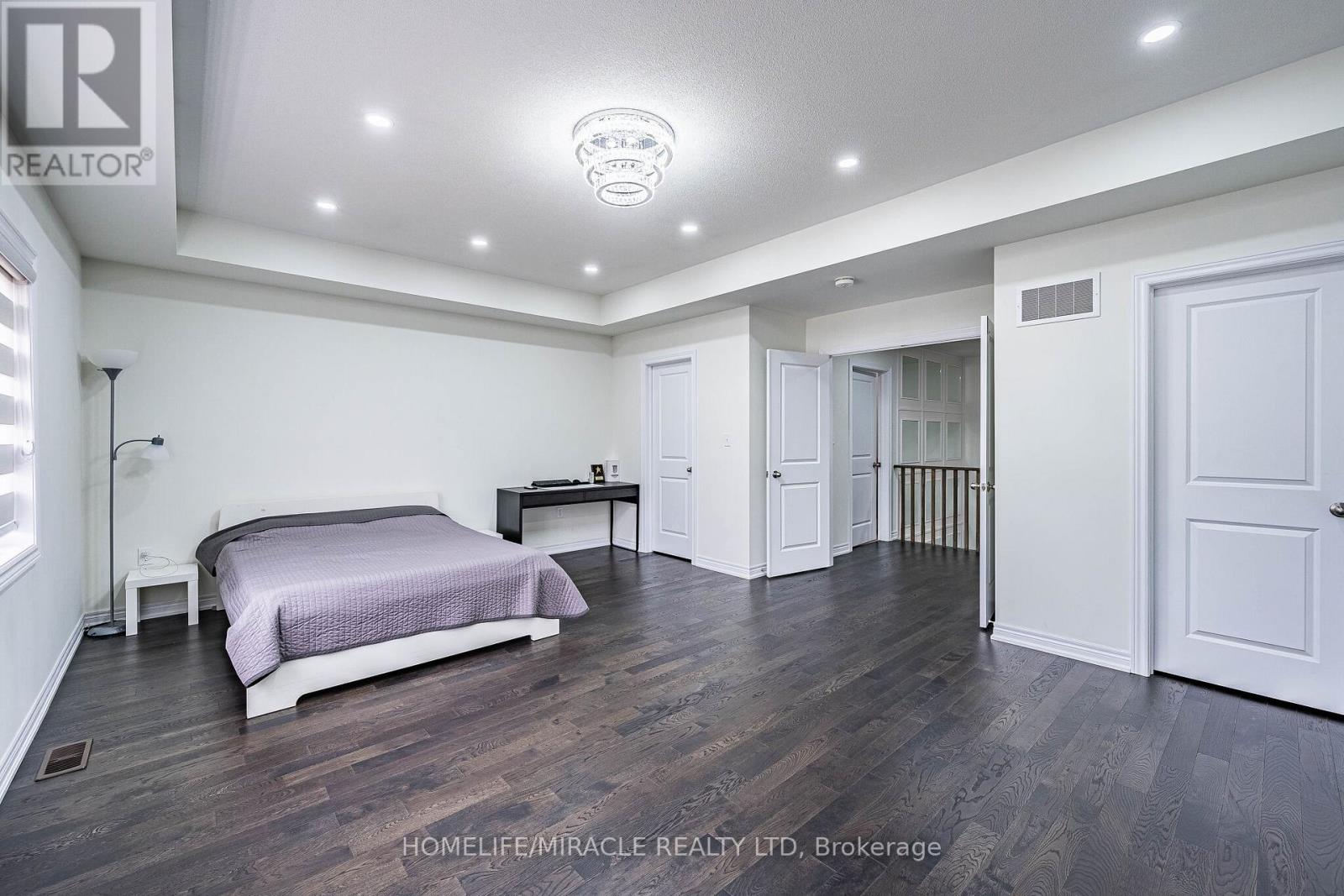 21 Junior Road, Brampton, Ontario  L7A 5J4 - Photo 25 - W13495942