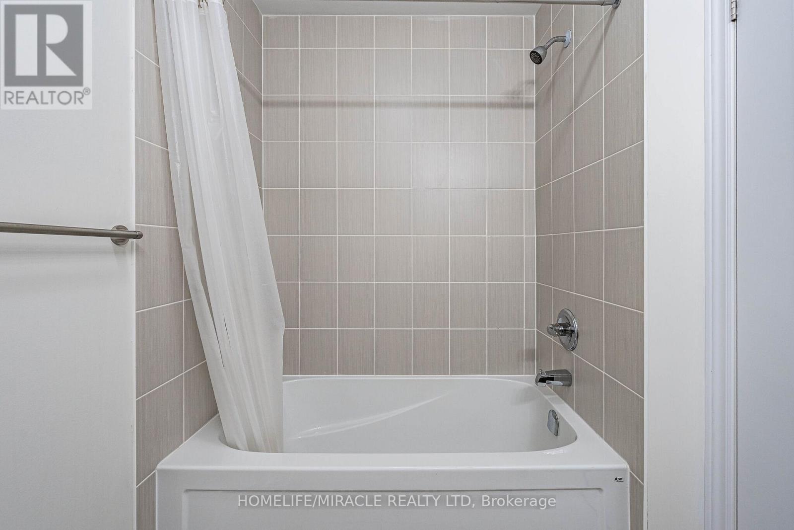 21 Junior Road, Brampton, Ontario  L7A 5J4 - Photo 32 - W13495942
