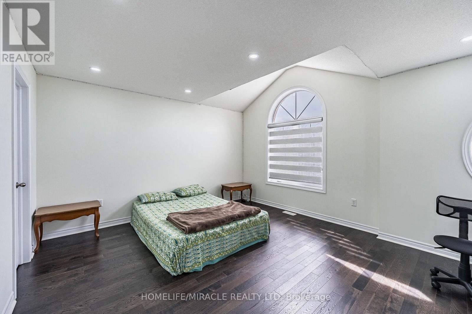 21 Junior Road, Brampton, Ontario  L7A 5J4 - Photo 37 - W13495942