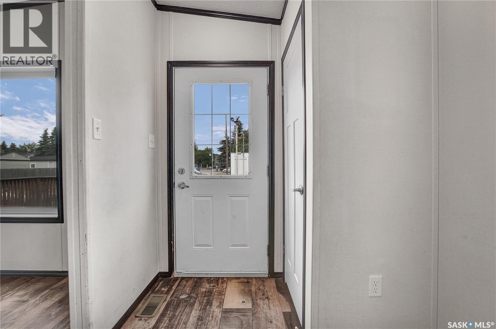 125 219 Grant Street, Saskatoon, Saskatchewan  S7N 2A5 - Photo 3 - SK040858