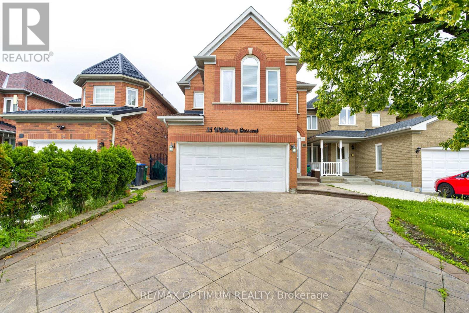 35 Wildberry Crescent, Brampton, Ontario  L6R 1K1 - Photo 3 - W13494300