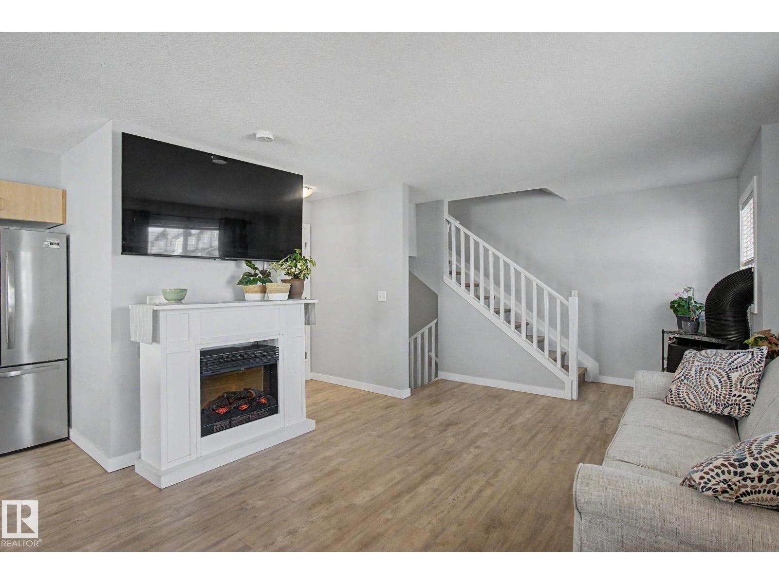 69 11 Clover Bar Ln, Sherwood Park, Alberta  T8H 0C4 - Photo 8 - E4495960