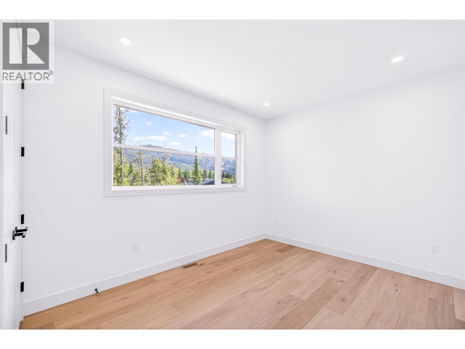 5 Mammoth Drive, Fernie, British Columbia  V0B 1M1 - Photo 48 - 10391371