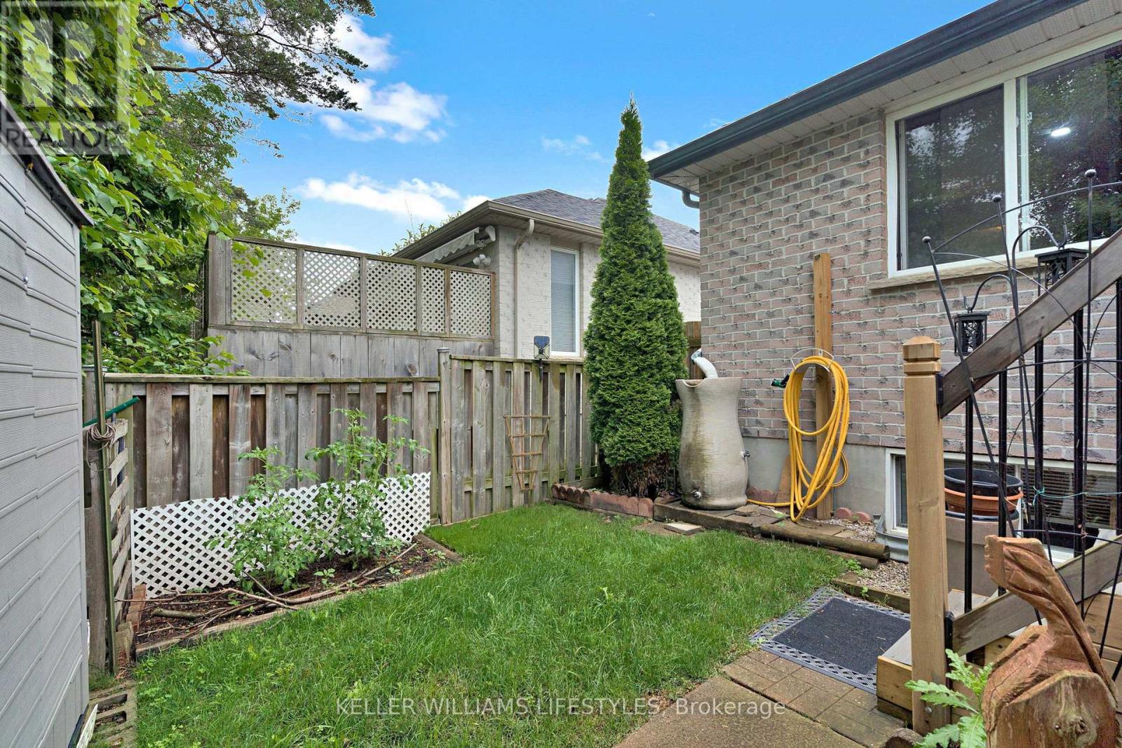 590 Sprucewood Drive, London North, Ontario  N5X 4J5 - Photo 33 - X13496034