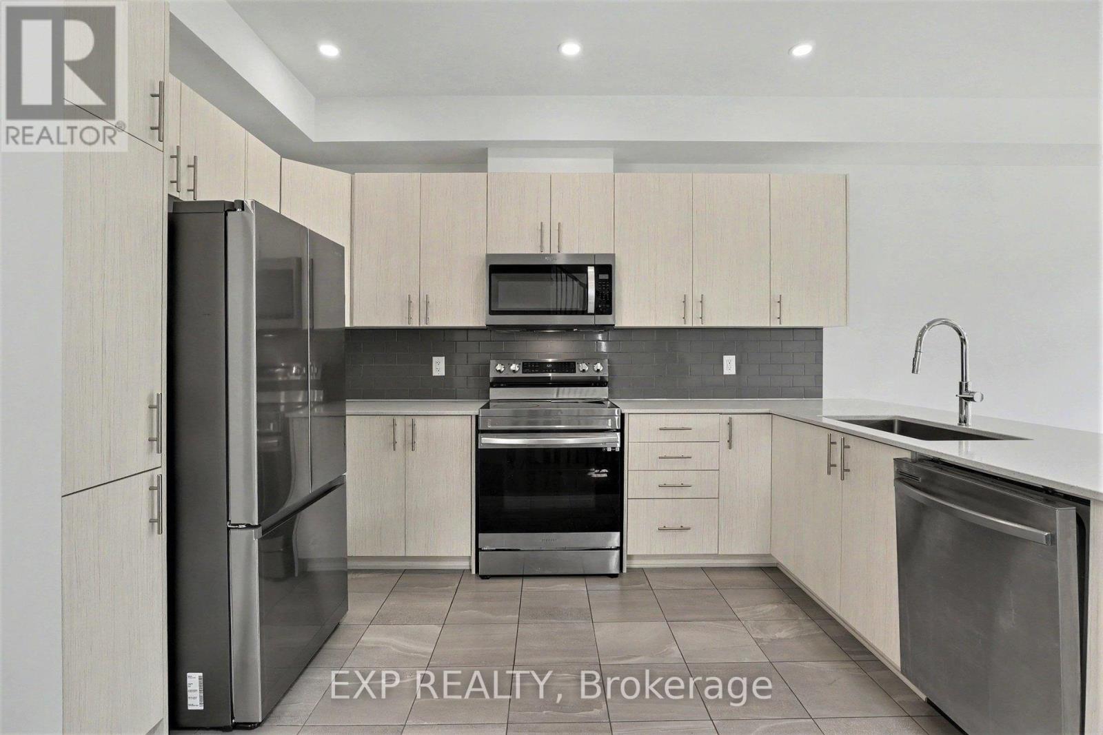 27 Moosonee Crescent, Ottawa, Ontario  K4M 0L9 - Photo 6 - X13496180
