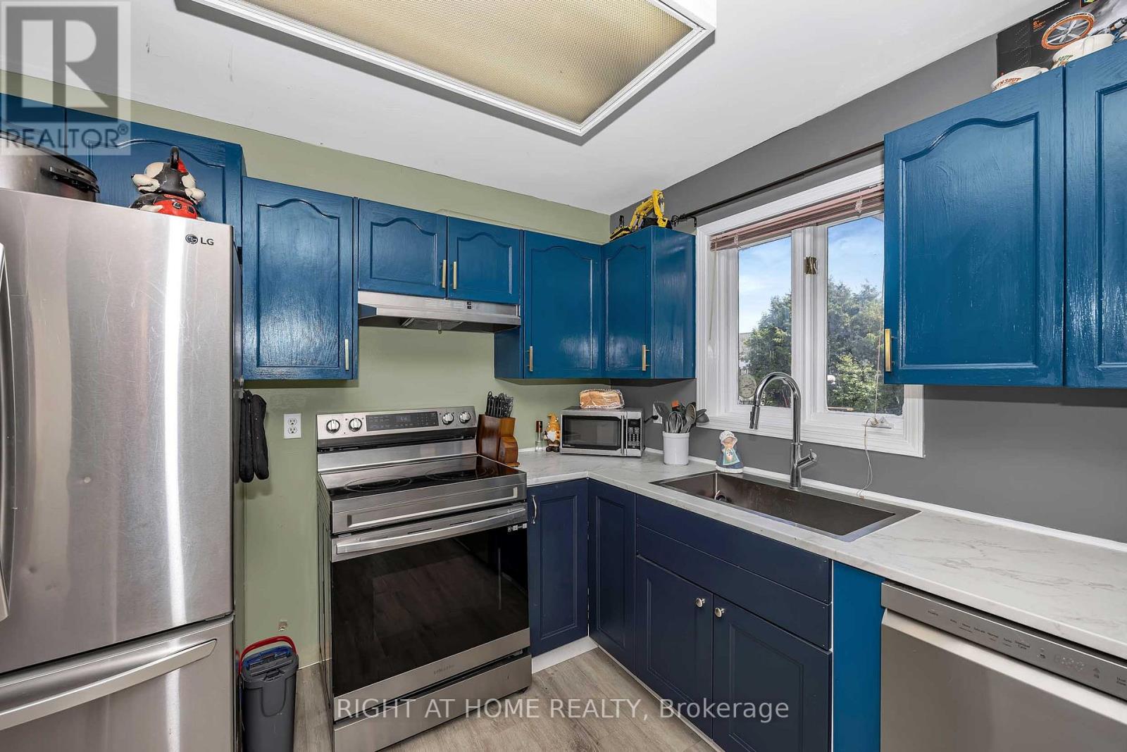 73 Castlebeau Street, Russell, Ontario  K0A 1W0 - Photo 11 - X13496194