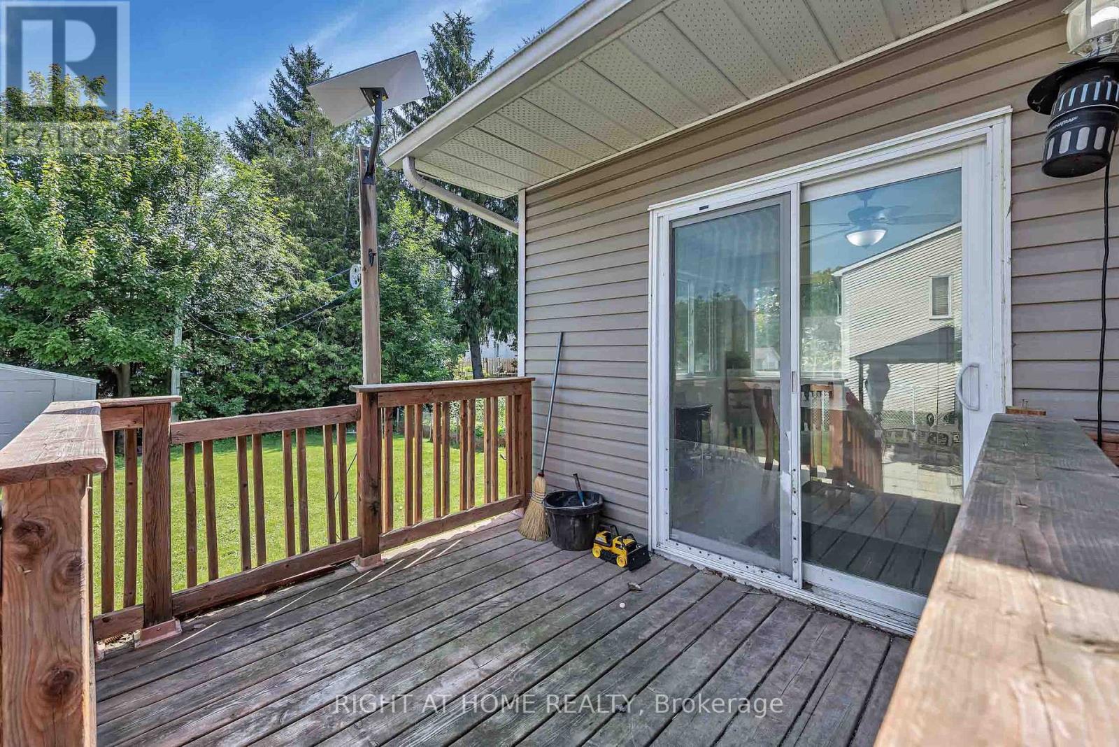 73 Castlebeau Street, Russell, Ontario  K0A 1W0 - Photo 34 - X13496194