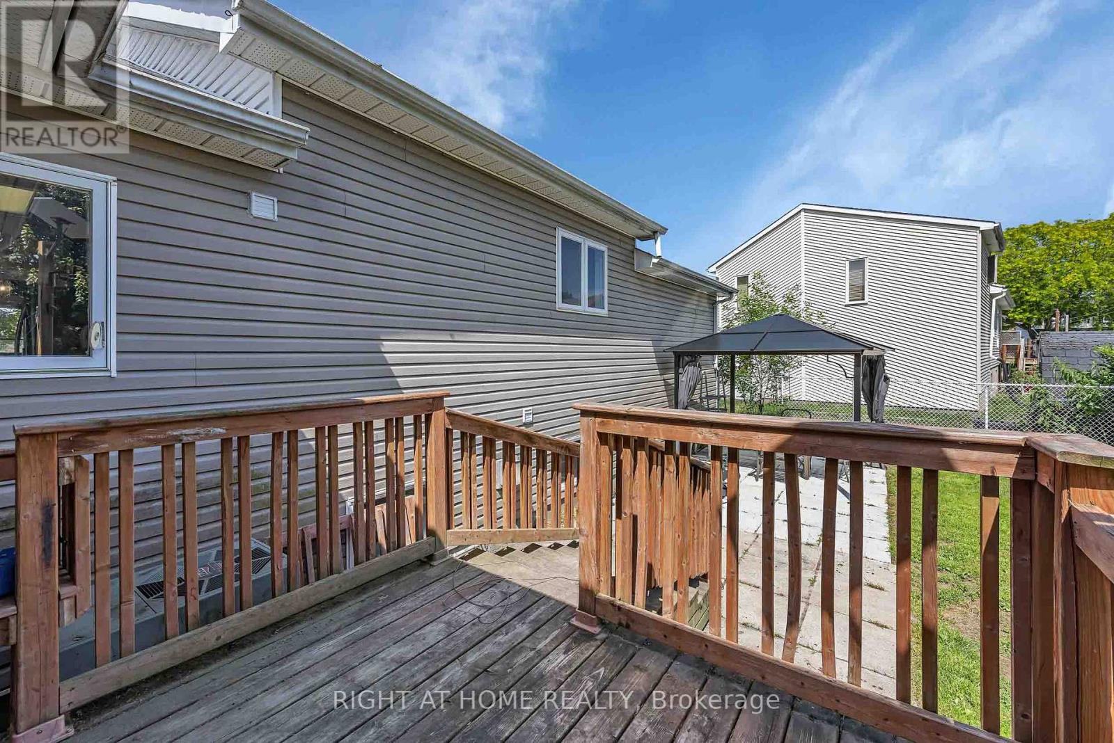73 Castlebeau Street, Russell, Ontario  K0A 1W0 - Photo 35 - X13496194