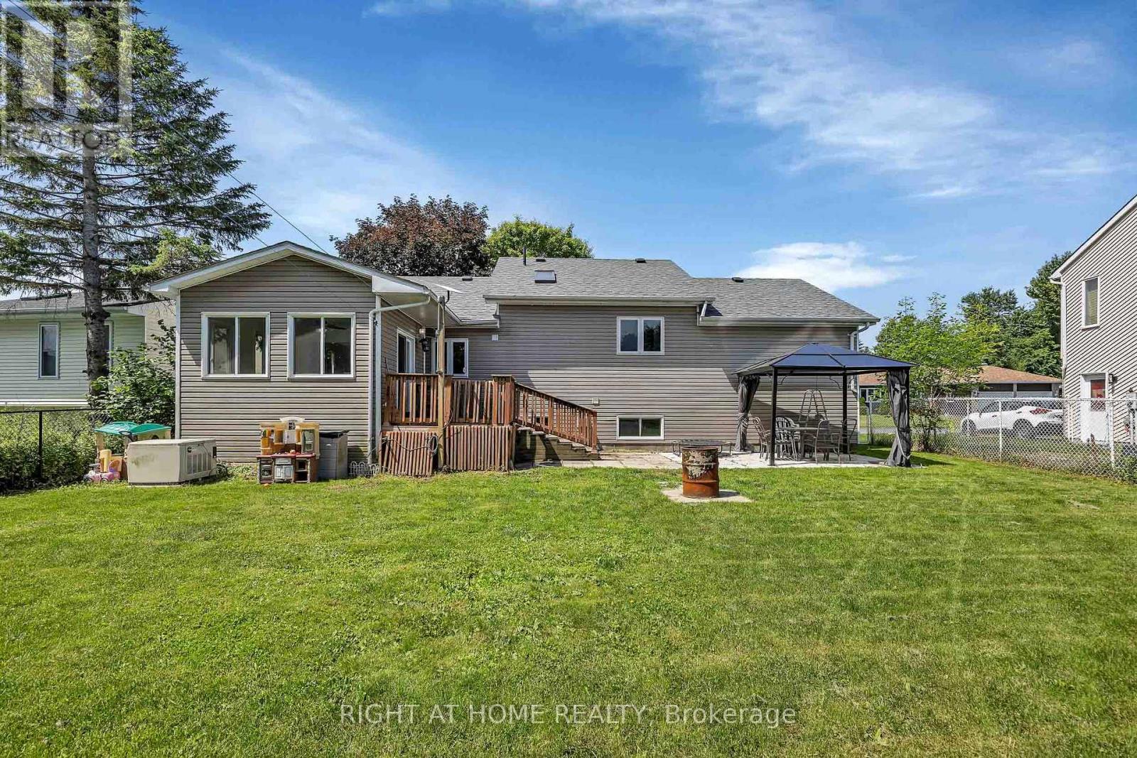 73 Castlebeau Street, Russell, Ontario  K0A 1W0 - Photo 41 - X13496194