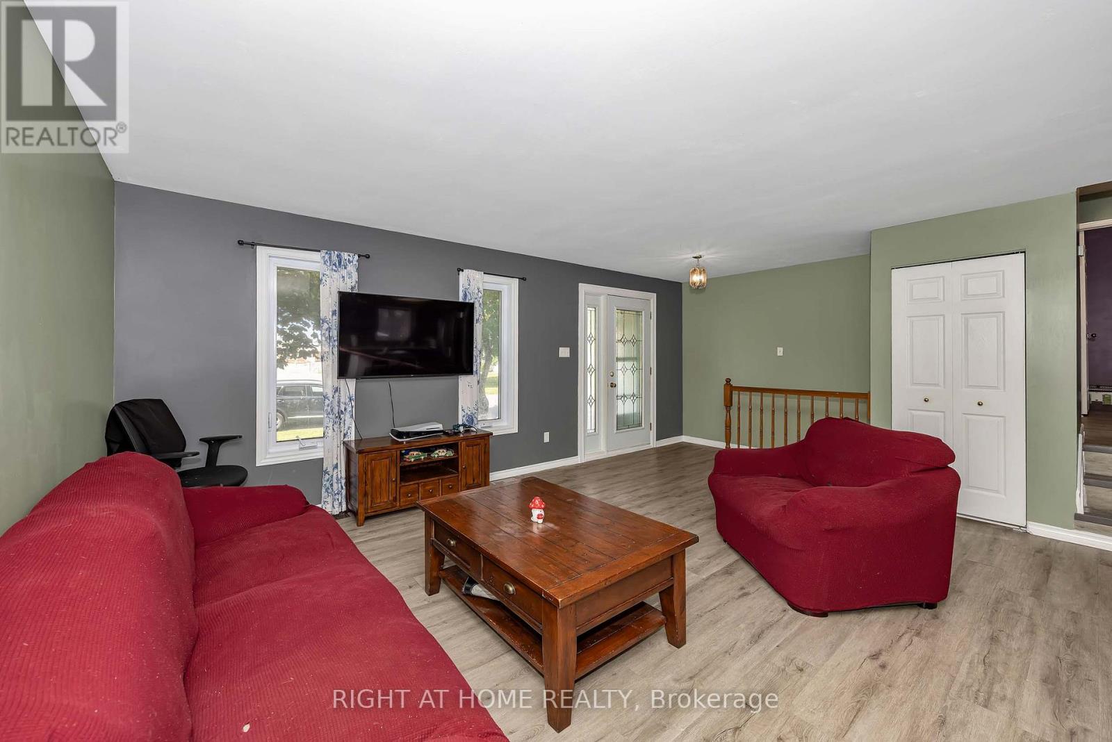 73 Castlebeau Street, Russell, Ontario  K0A 1W0 - Photo 6 - X13496194