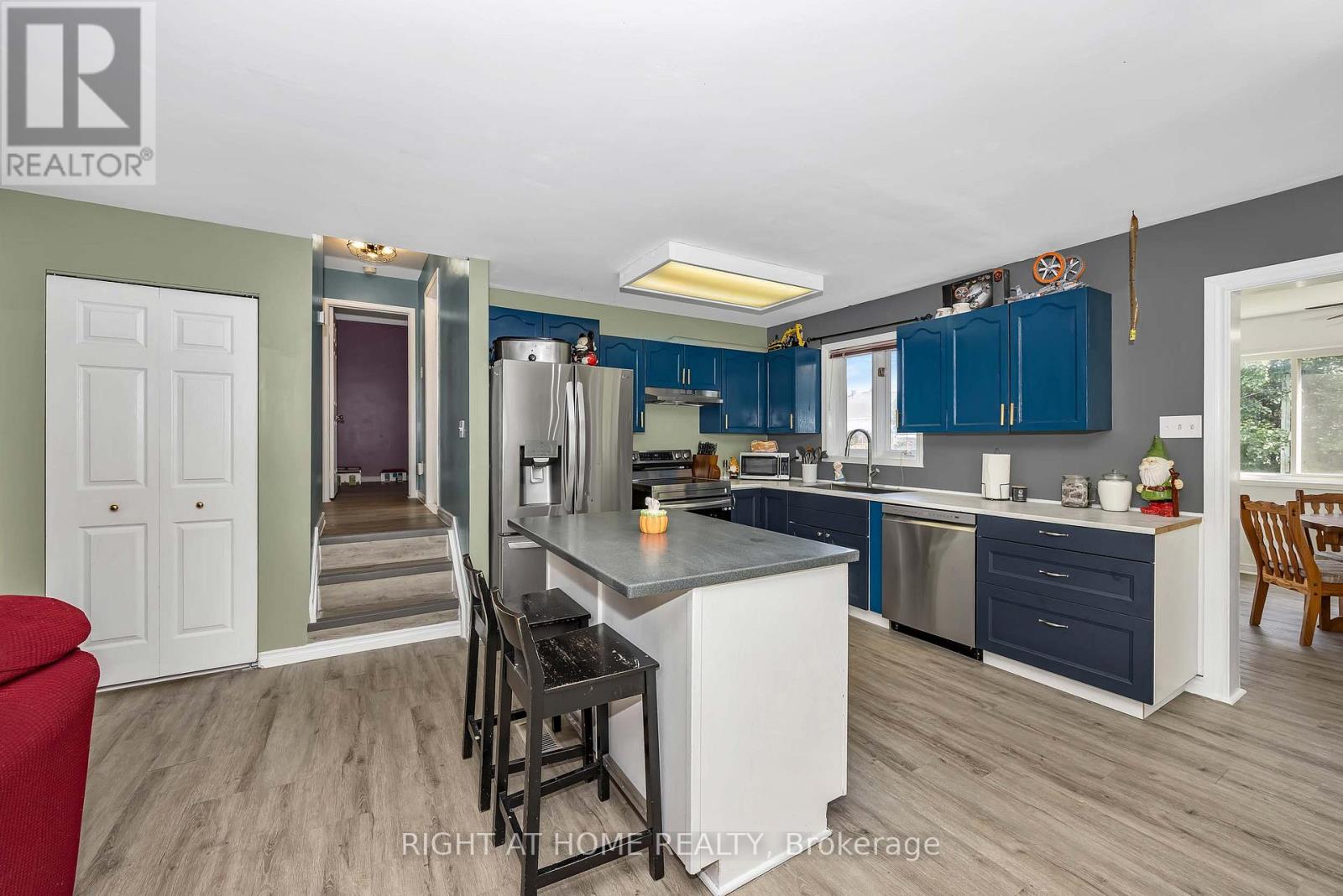 73 Castlebeau Street, Russell, Ontario  K0A 1W0 - Photo 9 - X13496194