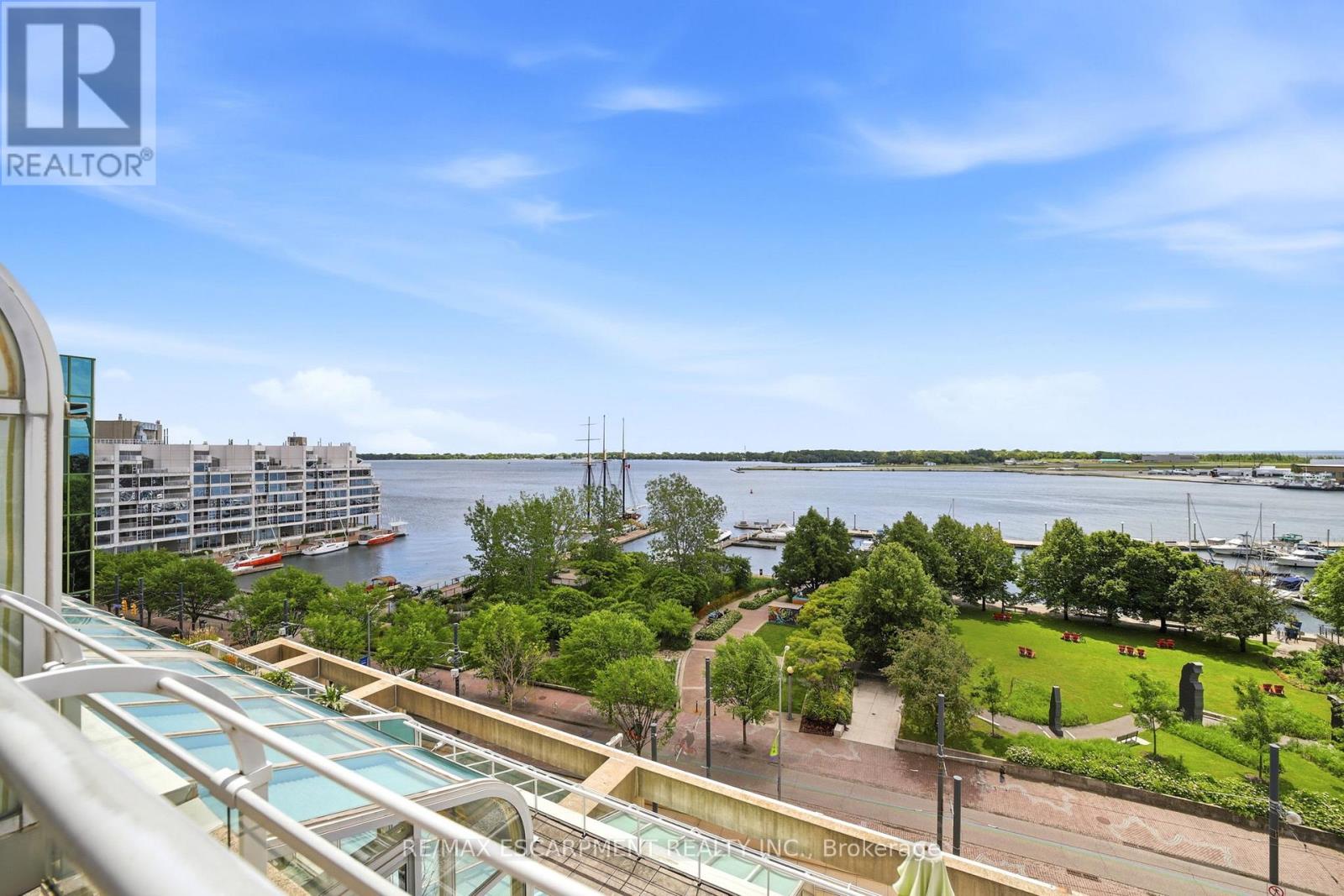 803e - 460 Queens Quay Way W, Toronto, Ontario  M5V 2Y5 - Photo 7 - C13479452