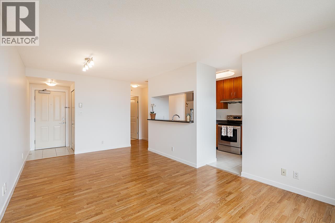 2409 3663 Crowley Drive, Vancouver, British Columbia  V5R 6H4 - Photo 7 - R3140346