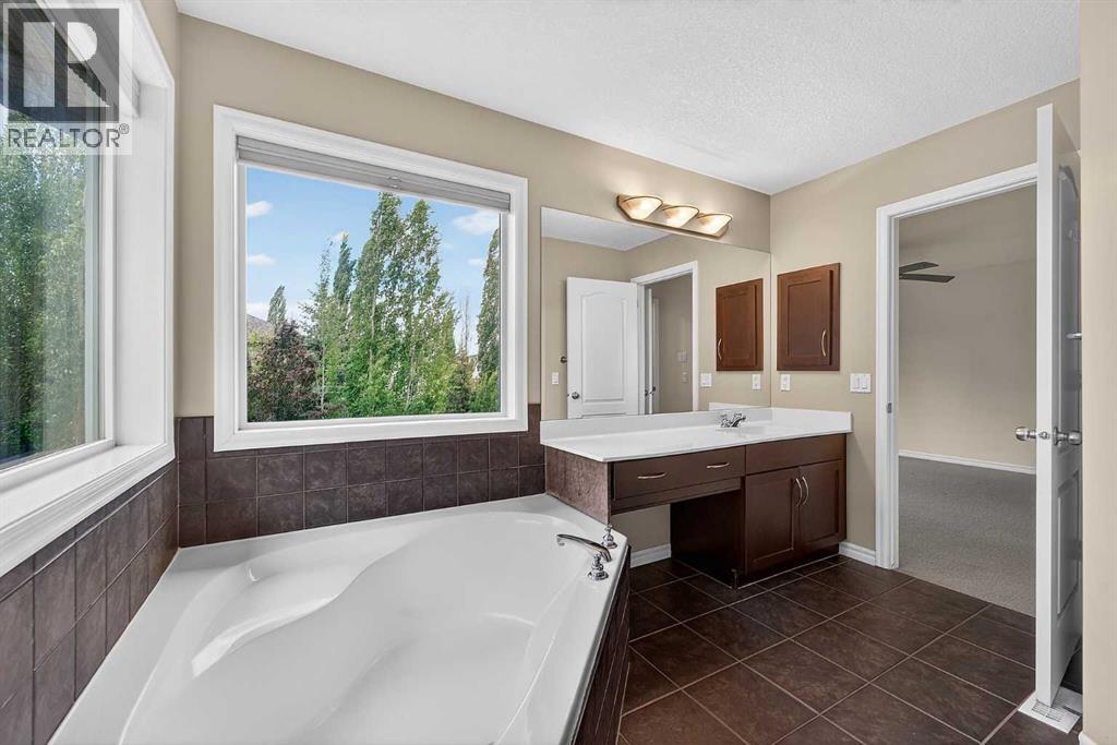 162 Cranwell Square SE, Calgary, Alberta  T3M 0B9 - Photo 32 - A2321080