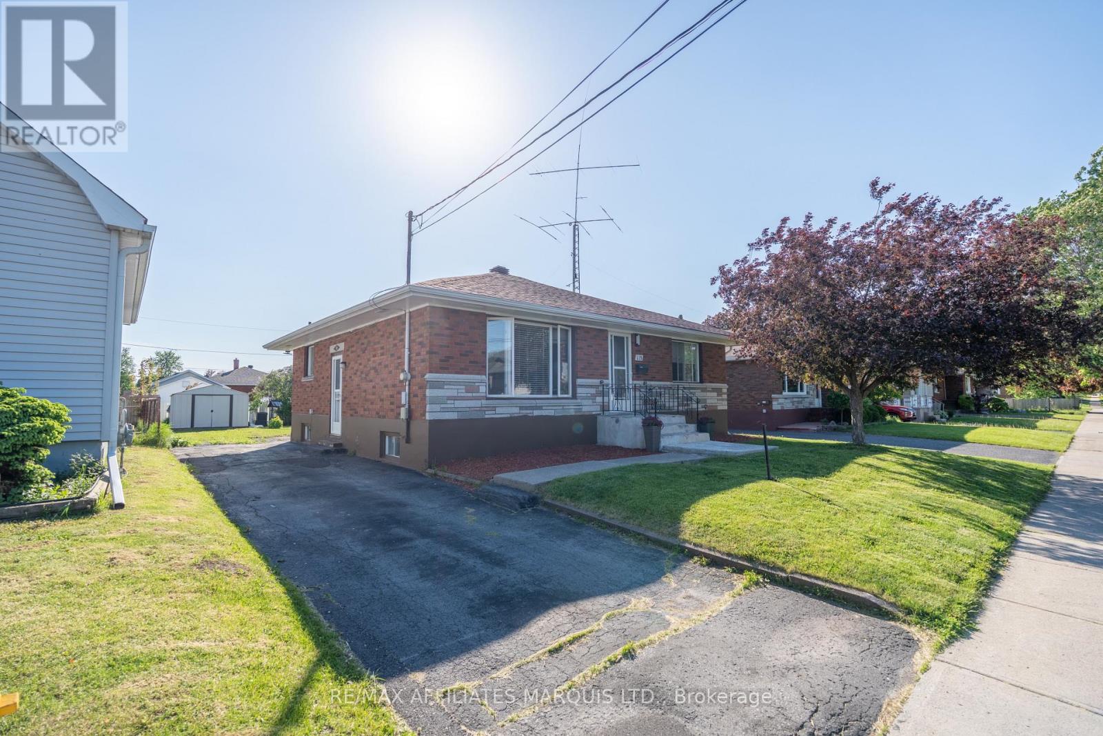 119 Anthony Street, Cornwall, Ontario  K6H 5J9 - Photo 2 - X12935526